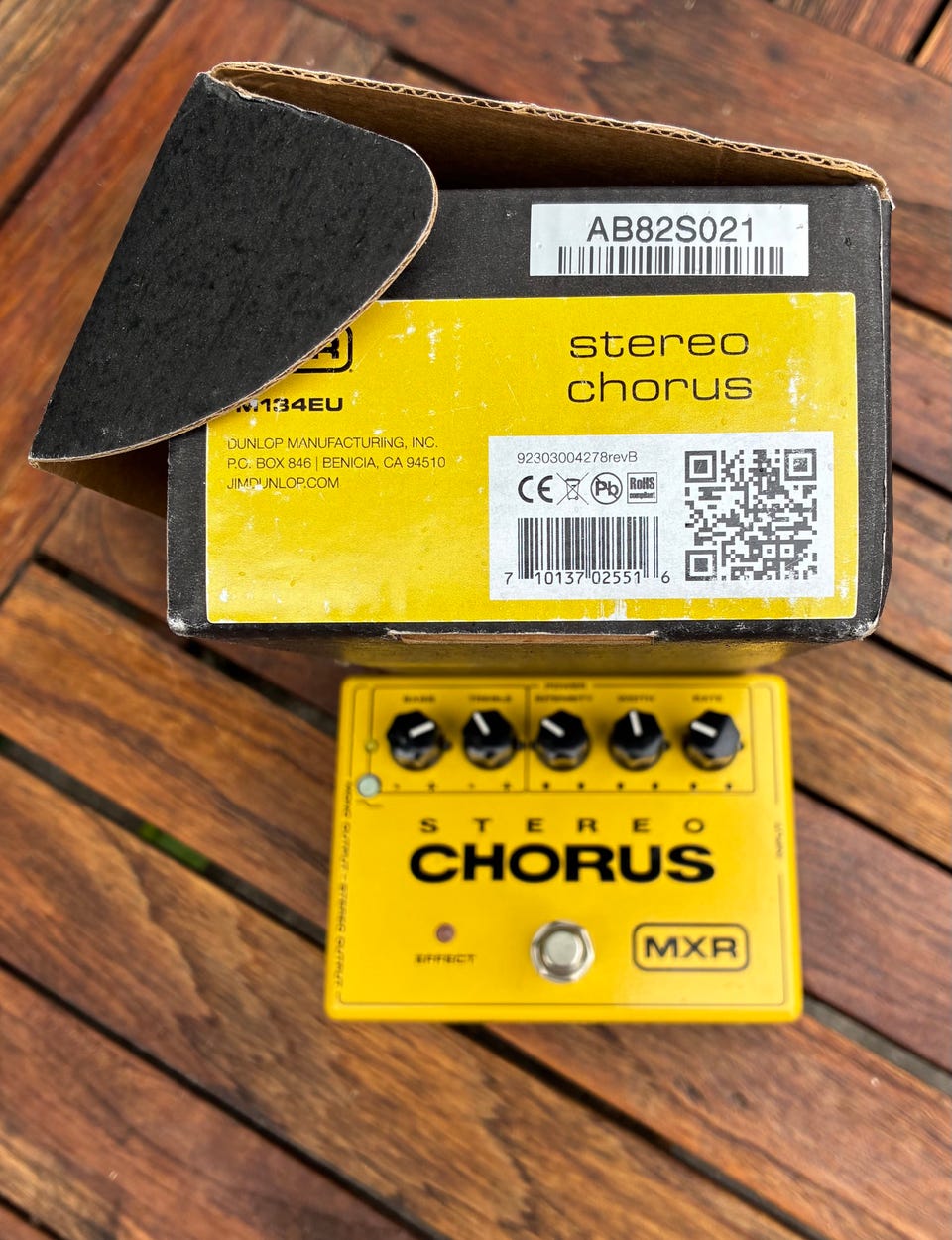 MXR Stereo Chorus guitar pedal | DBA