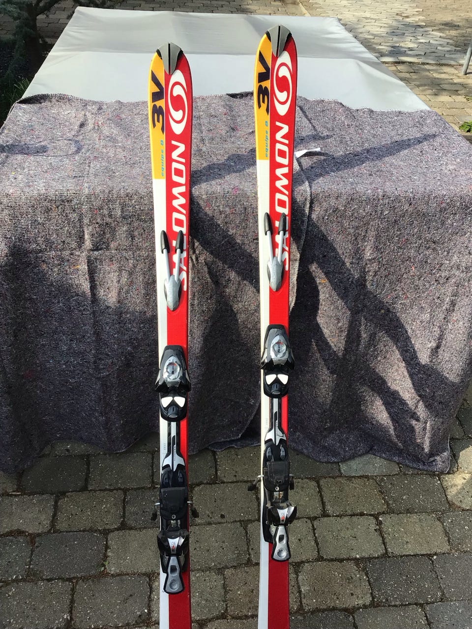 Salomon Equipe 3V ski 168 cm rød/hvid med bindinger | DBA