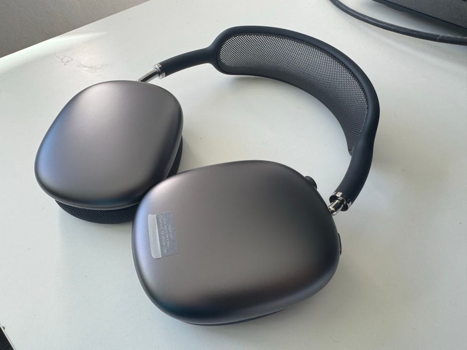 Apple AirPods Max Space Gray – som nye – kvittering haves | DBA