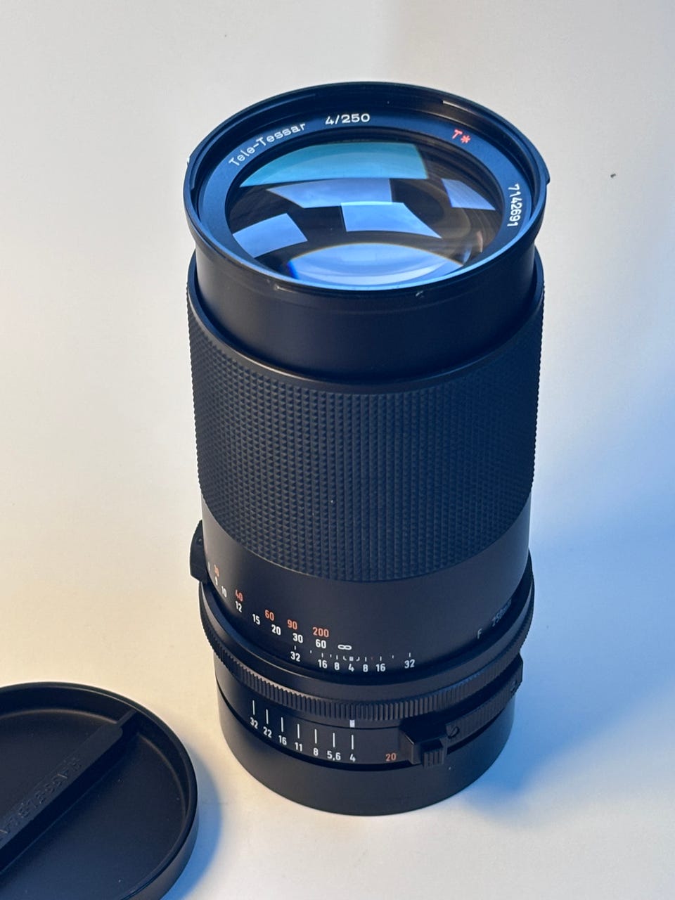 Hasselblad FE 250/4,0 T* Tele Tessar | DBA