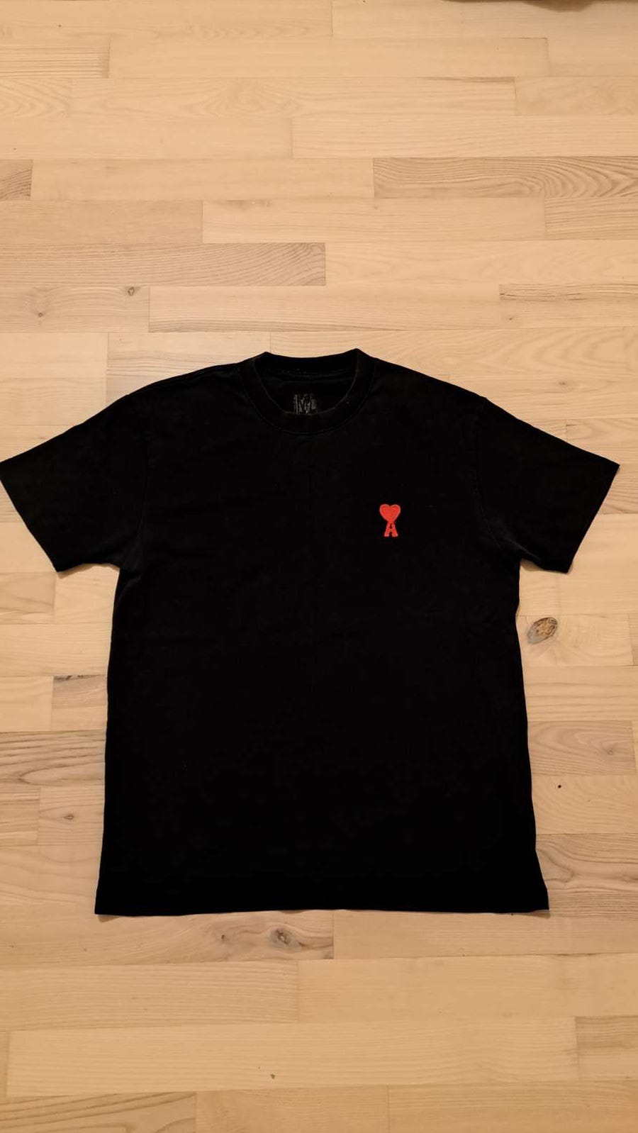 AMI, Super fed AMI Paris T-shirt (Sort) – Perfekt stand!