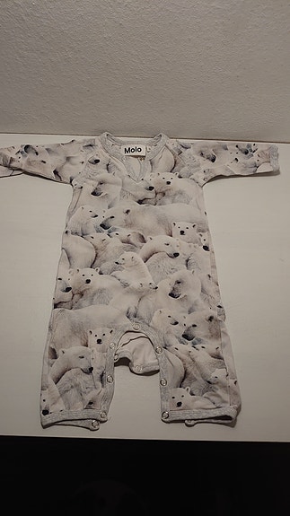 Product image 1 of 3