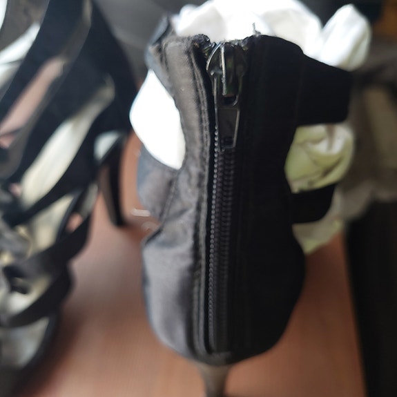 Product image 22 of 25