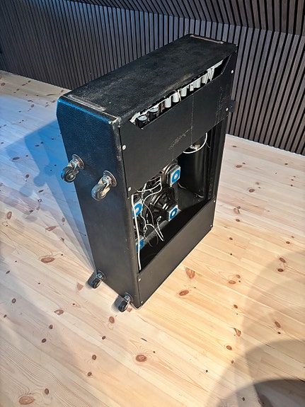 Product image 9 of 9