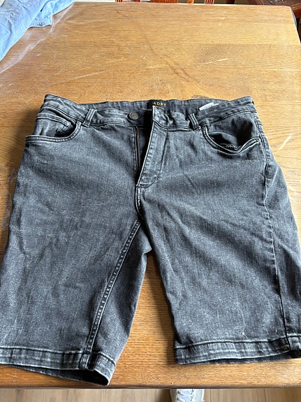 Product image 16 of 36
