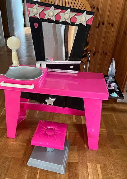 Product image 1 of 8