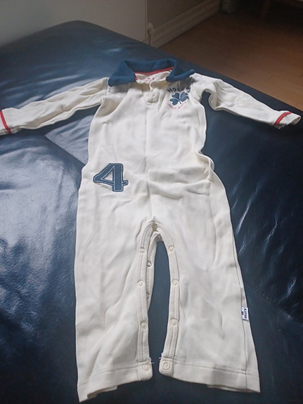 Product image 1 of 4