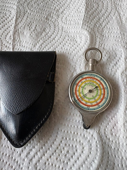 Product image 1 of 4