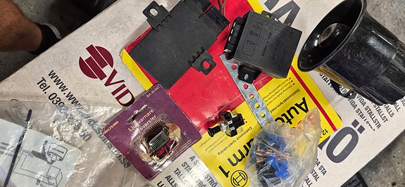 Product image 9 of 9