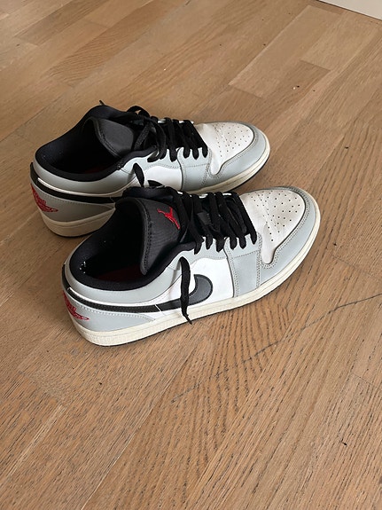 Product image 1 of 4