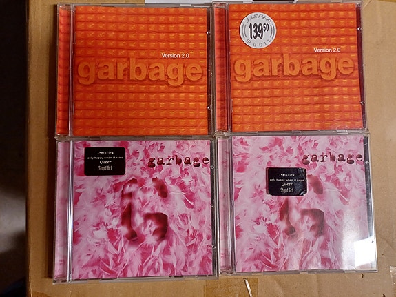 Product image 1 of 2