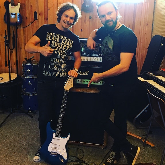 Product image 8 of 8