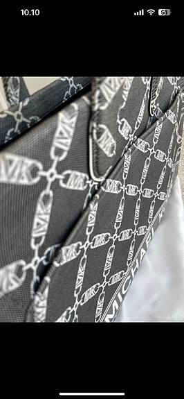 Product image 13 of 16