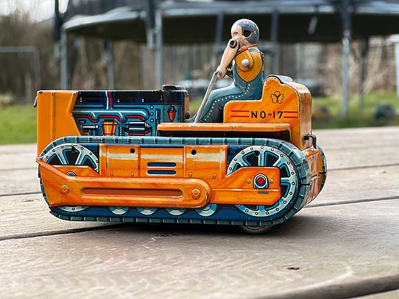 Product image 1 of 6