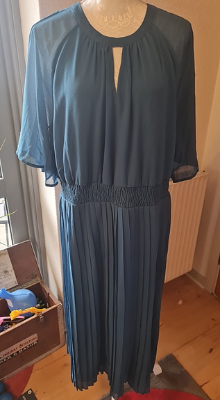 Product image 1 of 10