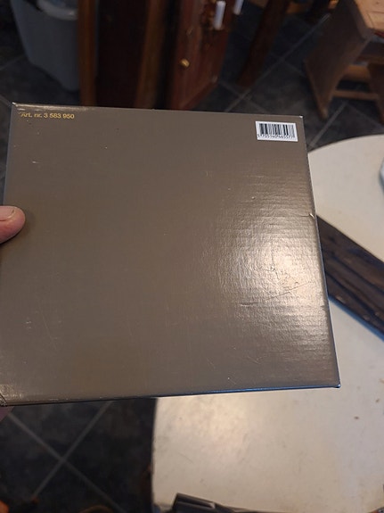 Product image 8 of 8