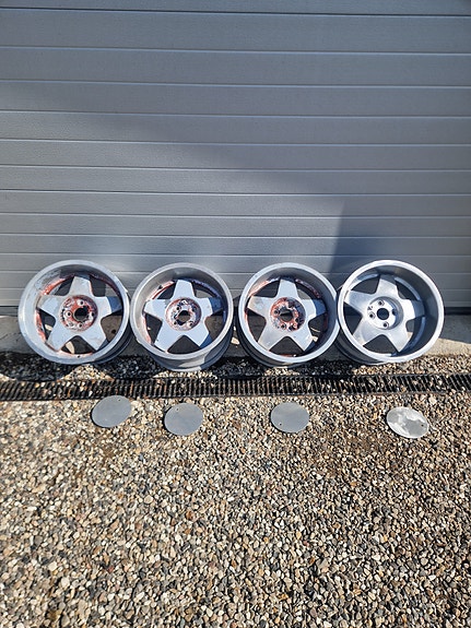 Product image 1 of 9