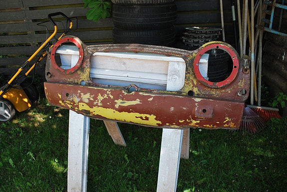 Product image 1 of 2