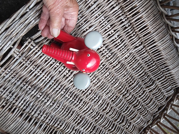 Product image 6 of 7