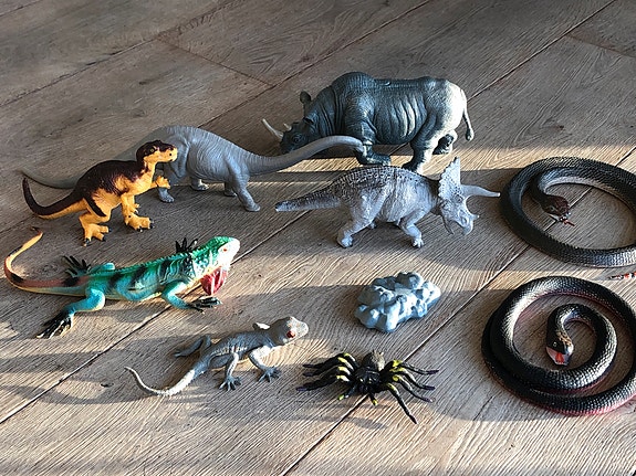 Product image 1 of 6