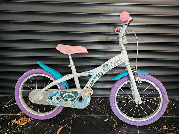 Product image 1 of 6