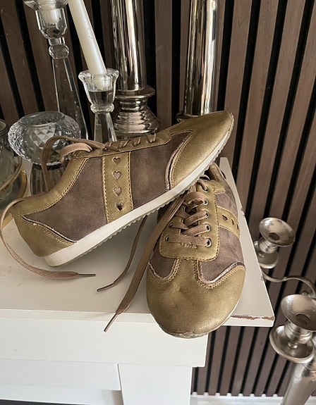 Product image 1 of 10