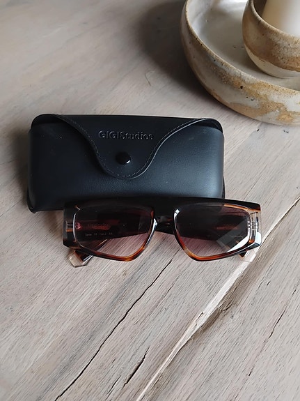Product image 3 of 12