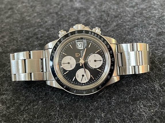 Product image 1 of 7