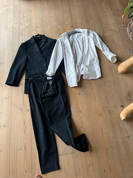 Product image 1 of 10