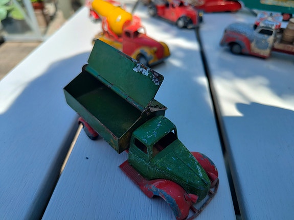 Product image 1 of 8