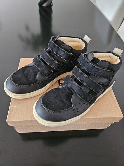 Product image 1 of 10