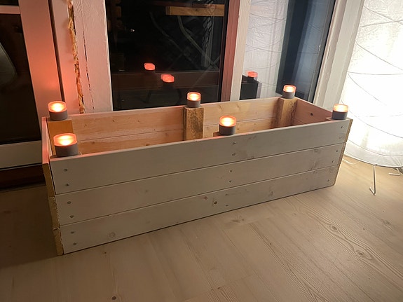 Product image 1 of 8