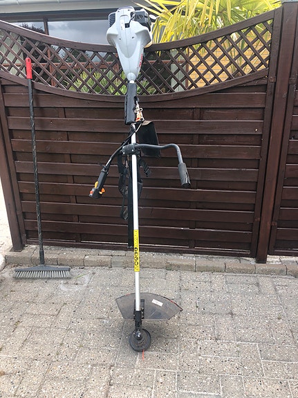 Product image 1 of 2