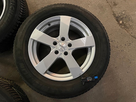 Product image 3 of 8