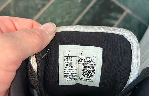 Product image 8 of 9