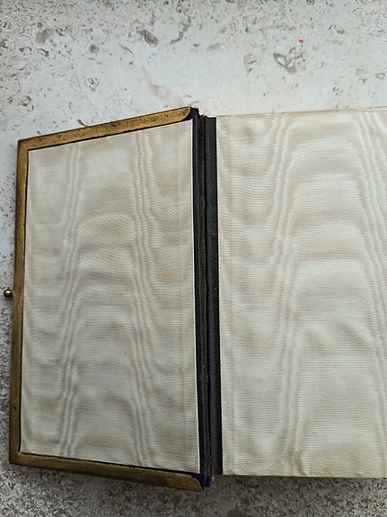 Product image 12 of 17