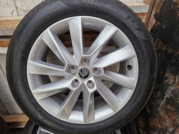 Product image 1 of 4