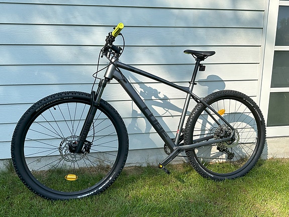 Product image 1 of 9