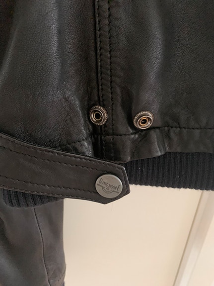 Product image 12 of 17