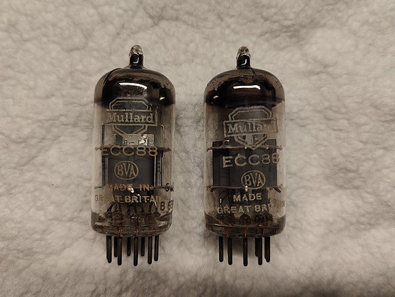 Product image 1 of 3