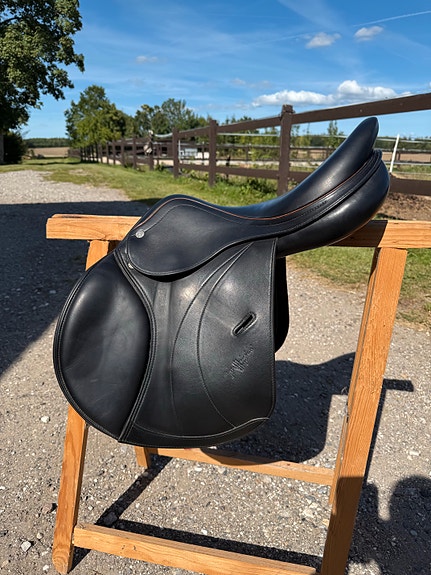 Product image 1 of 8