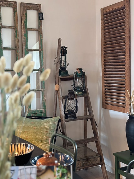 Product image 1 of 10