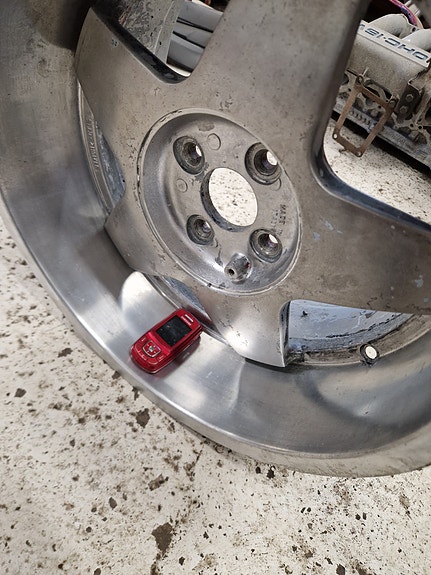 Product image 8 of 9