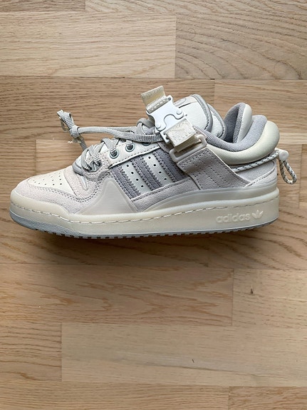 Product image 1 of 8