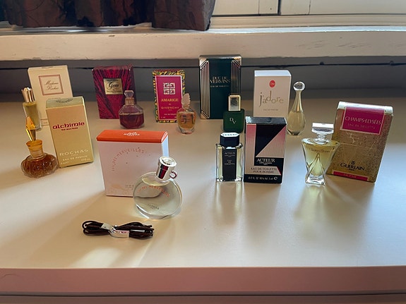 Product image 1 of 6