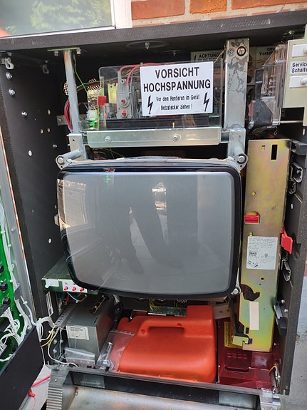 Product image 8 of 8