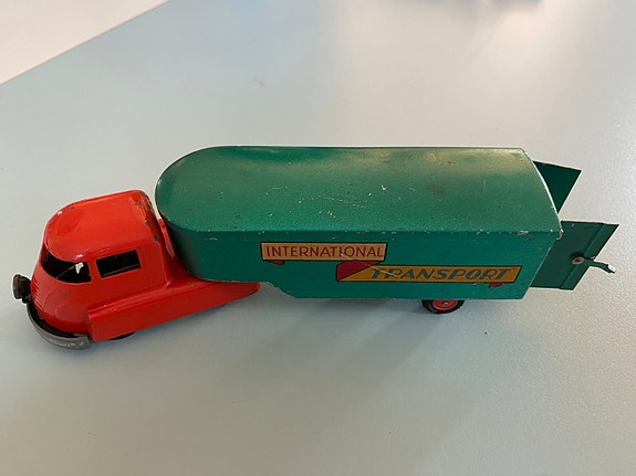 Product image 2 of 8