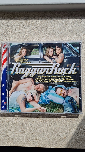 Product image 1 of 2