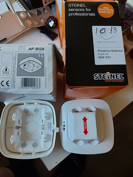 Product image 1 of 3