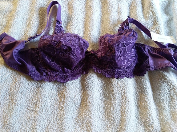 Product image 1 of 8